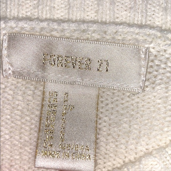 Forever 21 Christmas sweater - Picture 3 of 3